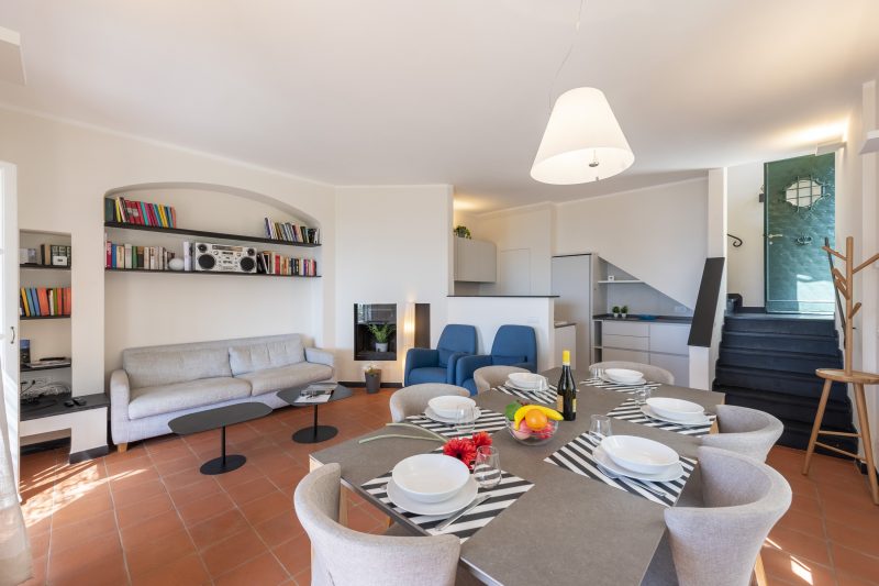 Wonderful Villa with Sea View Terrace In Mulinetti