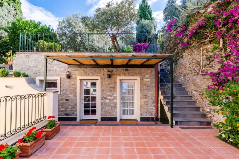 Wonderful Villa with Sea View Terrace In Mulinetti