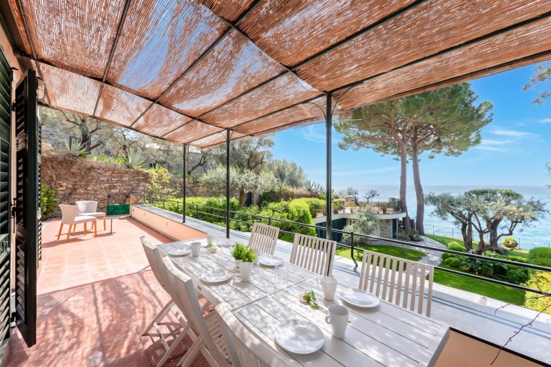 Wonderful Villa with Sea View Terrace In Mulinetti