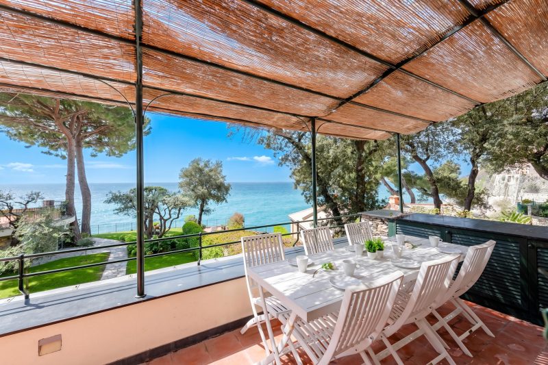 Wonderful Villa with Sea View Terrace In Mulinetti
