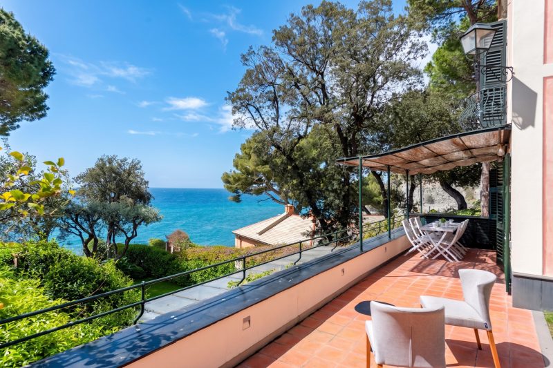 Wonderful Villa with Sea View Terrace In Mulinetti