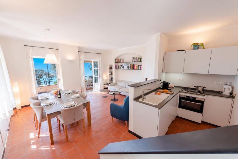 Wonderful Villa with Sea View Terrace In Mulinetti