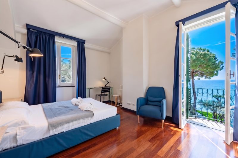Wonderful Villa with Sea View Terrace In Mulinetti