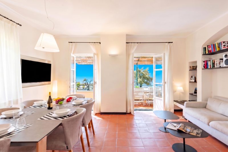 Wonderful Villa with Sea View Terrace In Mulinetti