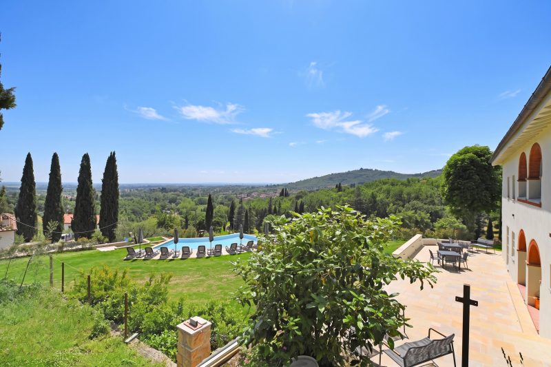 Villa Chimera Green 10 with Pool & Gym