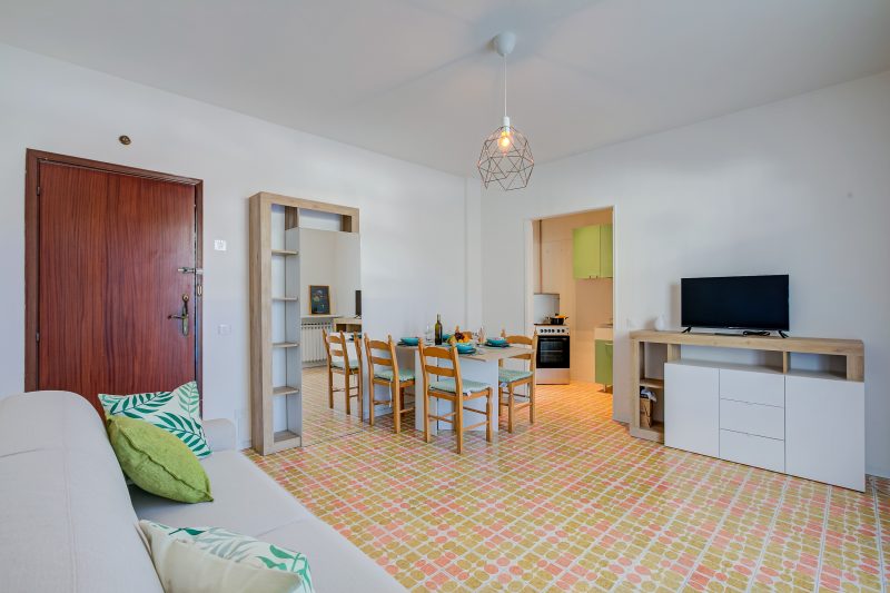 Missy Apartment Peschiera del Garda Studio w/ Parking