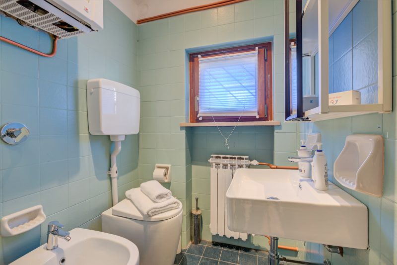 Missy Apartment Peschiera del Garda Studio w/ Parking