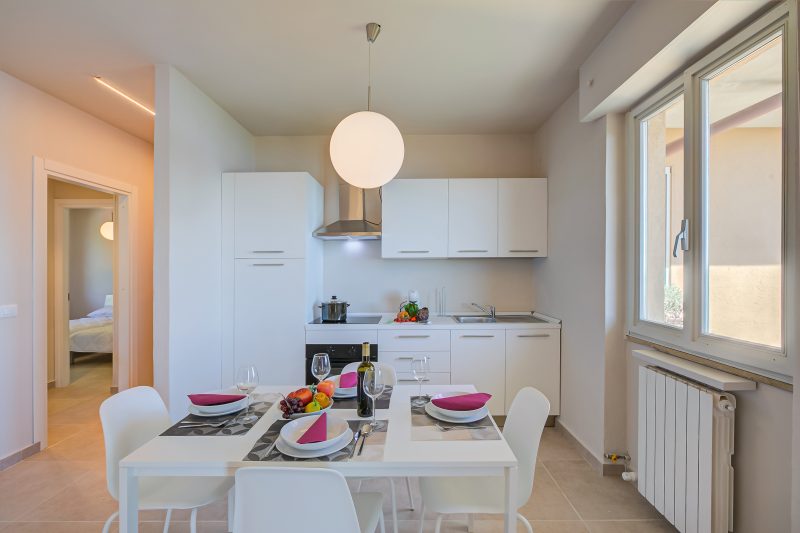 The Golden View: 2-Bed Apartment w/ AC