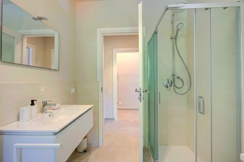 The Golden View: 2-Bed Apartment w/ AC