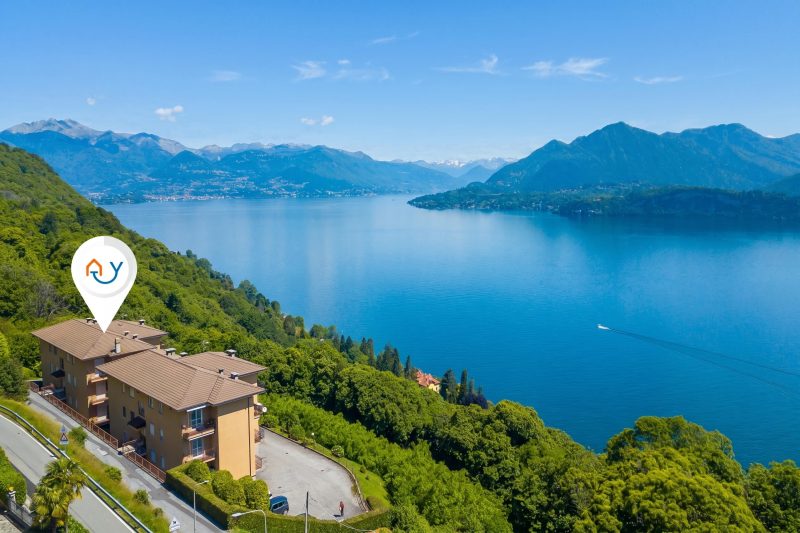 The Golden View: 2-Bed Apartment w/ AC