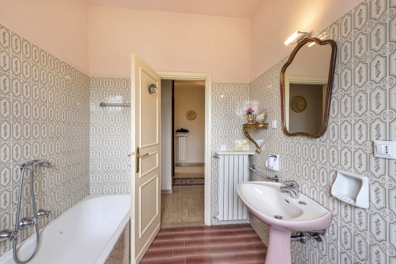 Villa Ortensie - Garden and Views in Marliana