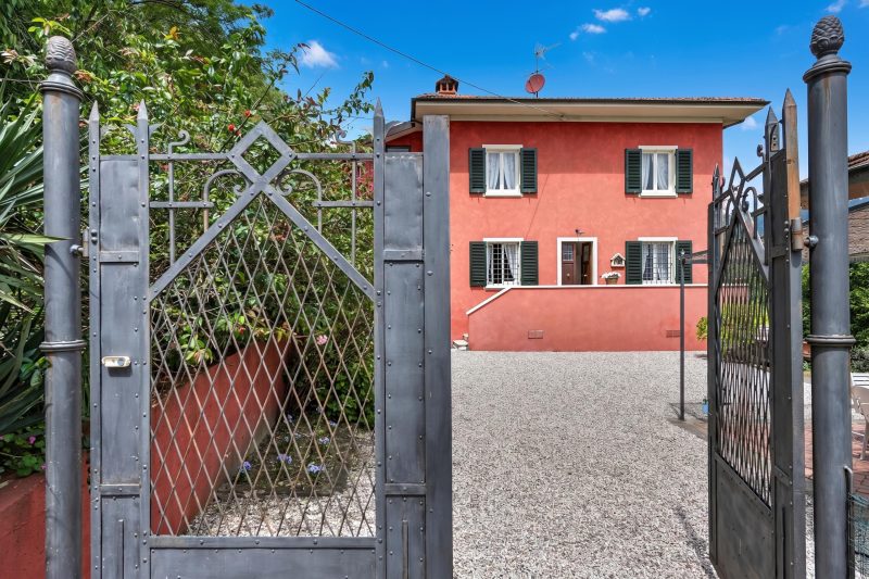 Villa Ortensie - Garden and Views in Marliana