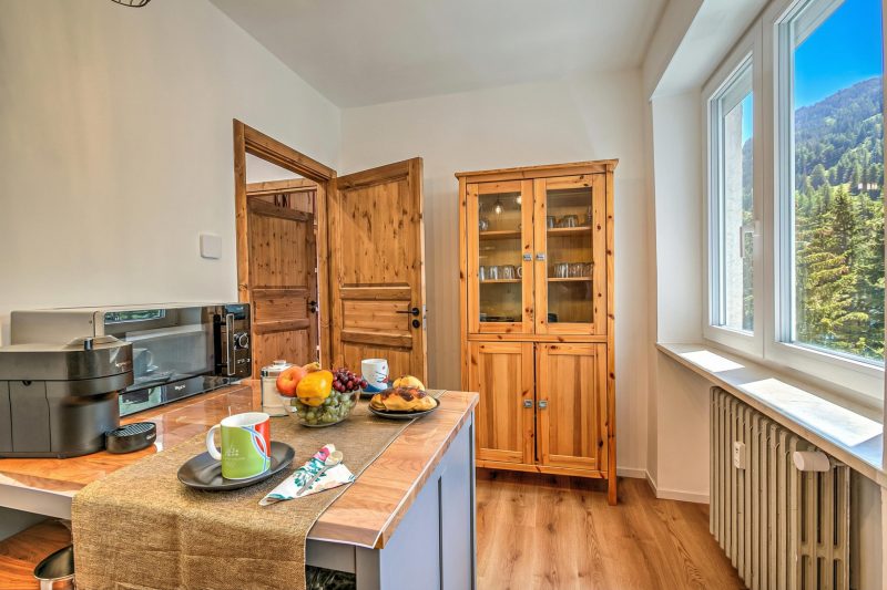 Starkeeper Apartment Ski Base with Balcony Views