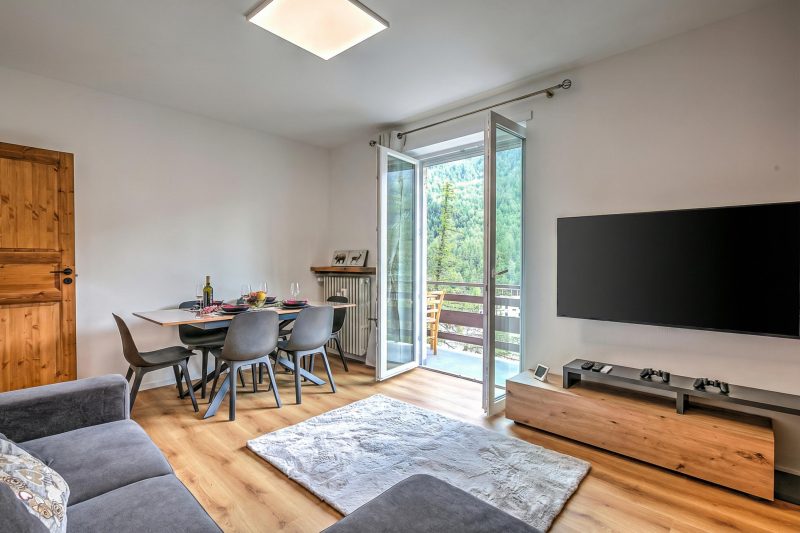 Starkeeper Apartment Ski Base with Balcony Views
