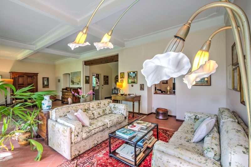 Villa Fiora Tra Le Colline E Il Lago Private Garden + Parking