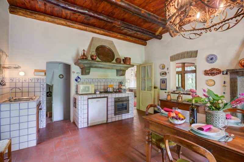 Villa Fiora Tra Le Colline E Il Lago Private Garden + Parking