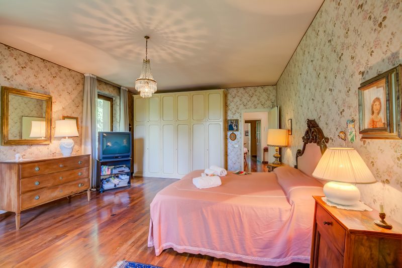 Villa Fiora Tra Le Colline E Il Lago Private Garden + Parking
