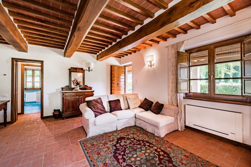 Villa Vittoriano - Tuscan Villa for 7 with Jacuzzi