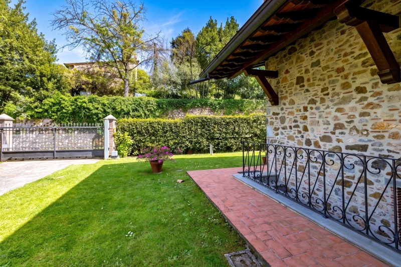 Villa Vittoriano - Tuscan Villa for 7 with Jacuzzi