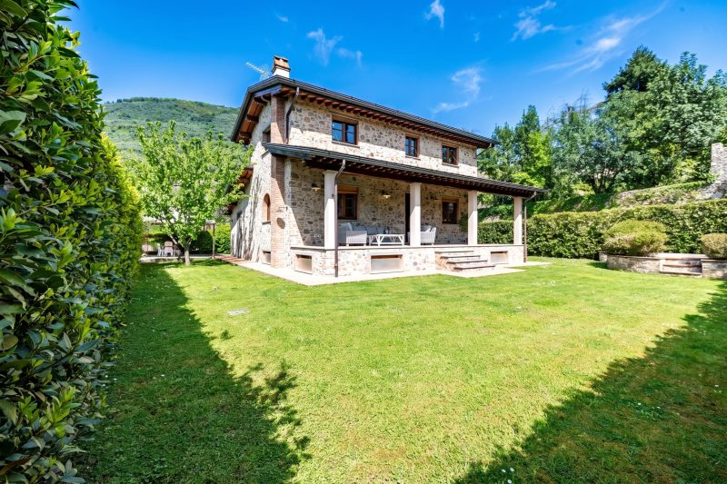 Villa Vittoriano - Tuscan Villa for 7 with Jacuzzi