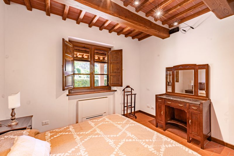 Villa Vittoriano - Tuscan Villa for 7 with Jacuzzi