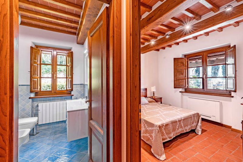 Villa Vittoriano - Tuscan Villa for 7 with Jacuzzi