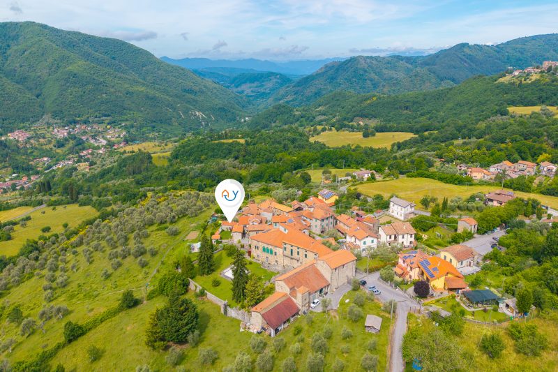 Casa Sant'Anna with Pool - in Garfagnana