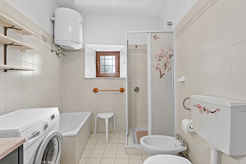 Casa Sant'Anna with Pool - in Garfagnana