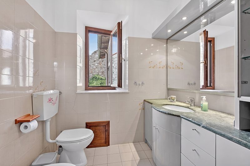Casa Sant'Anna with Pool - in Garfagnana