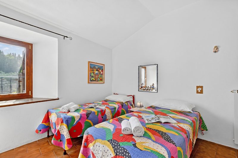 Casa Sant'Anna with Pool - in Garfagnana