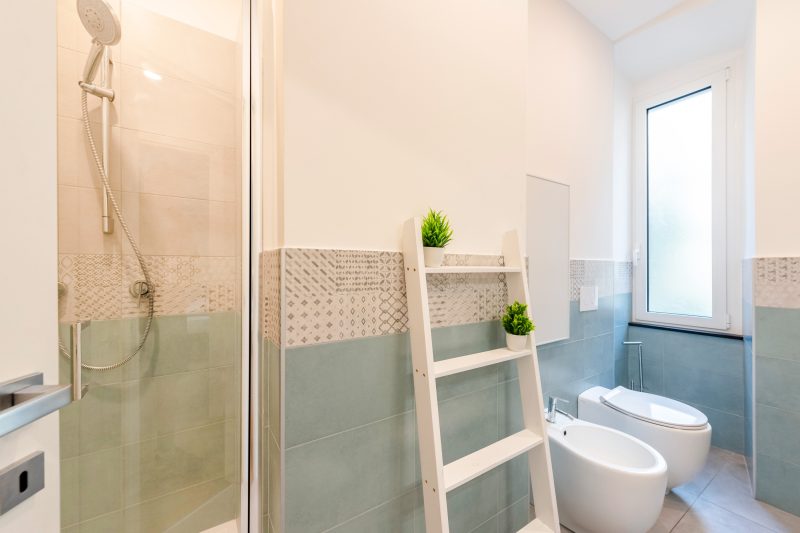 Central Apartment with Private Parking in Genova