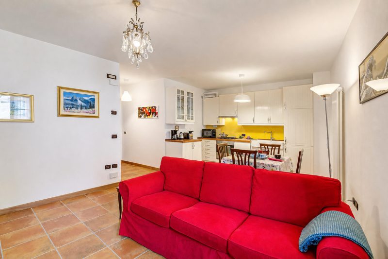 La Madonnina Apartment for 2 in Tenno