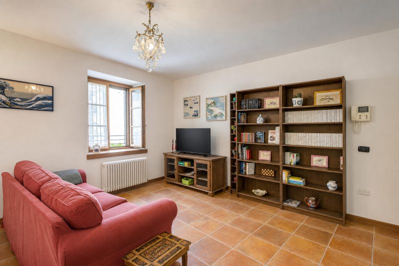 La Madonnina Apartment for 2 in Tenno