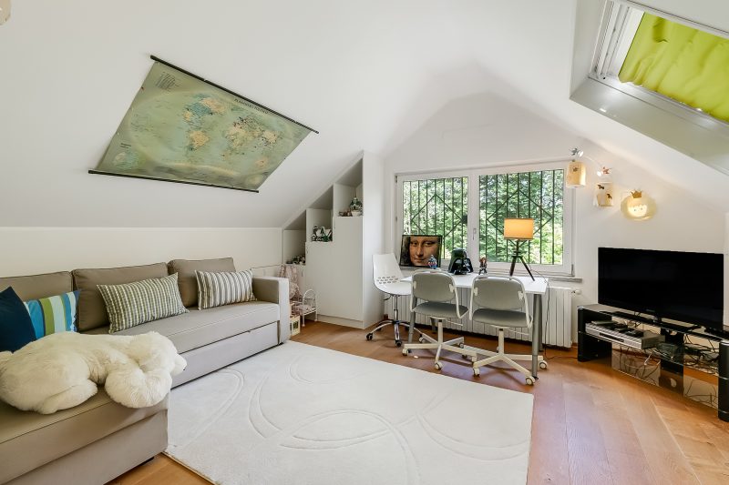 Il Gioiellino: Lake Maggiore Villa with Inside Pool and Sauna