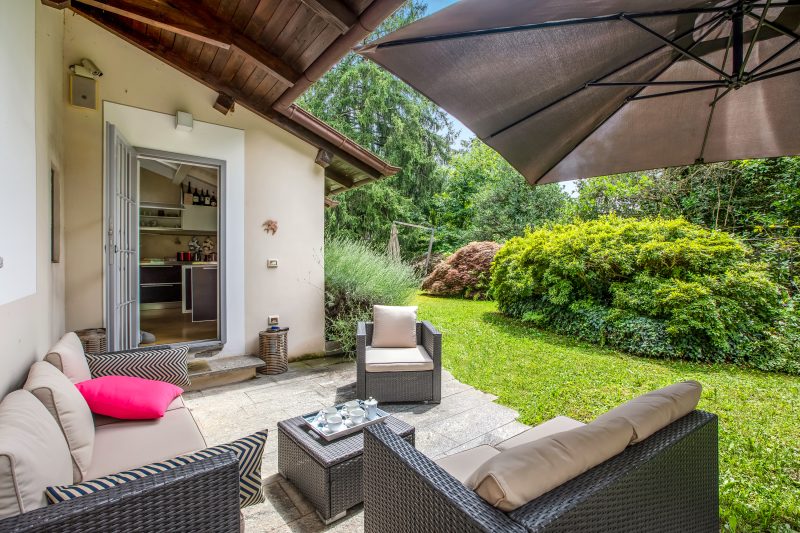 Il Gioiellino: Lake Maggiore Villa with Inside Pool and Sauna