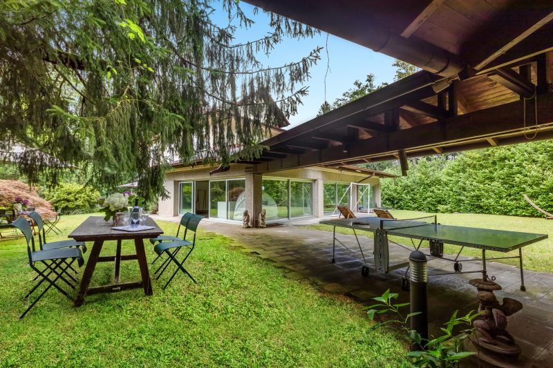 Il Gioiellino: Lake Maggiore Villa with Inside Pool and Sauna