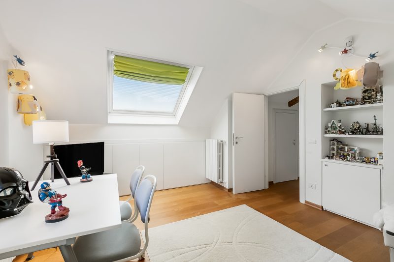 Il Gioiellino: Lake Maggiore Villa with Inside Pool and Sauna