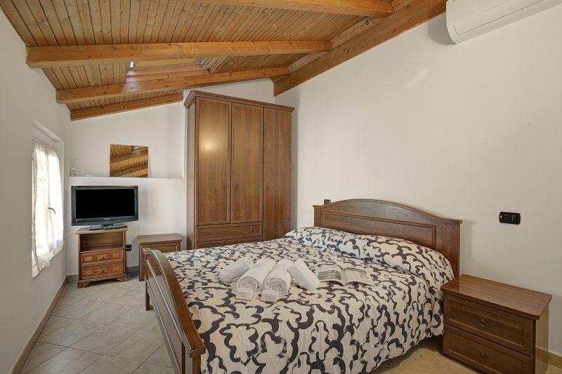 Queen Elena Home Centro Sanremo 2BR w/ Terrace