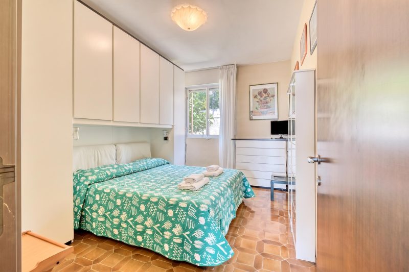 Casa 3 Ponti with Sea-View Balcony and Parking