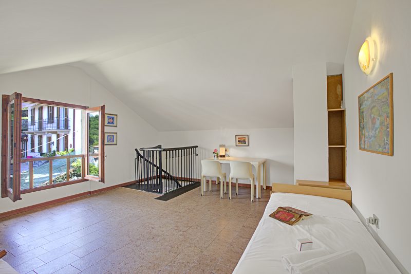 Apt. Giulia: Sunny Terrace and Lake View in Laveno