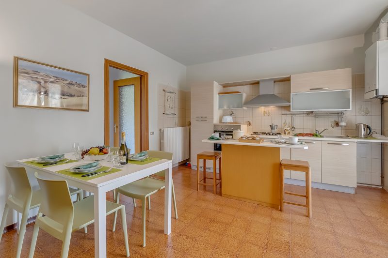 Apt. Giulia: Sunny Terrace and Lake View in Laveno