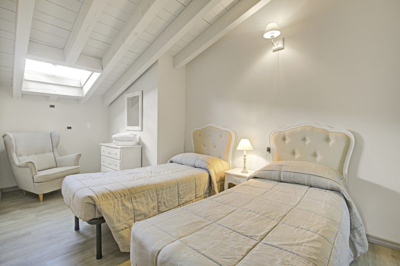 Two Bedroom Apartment With Pool