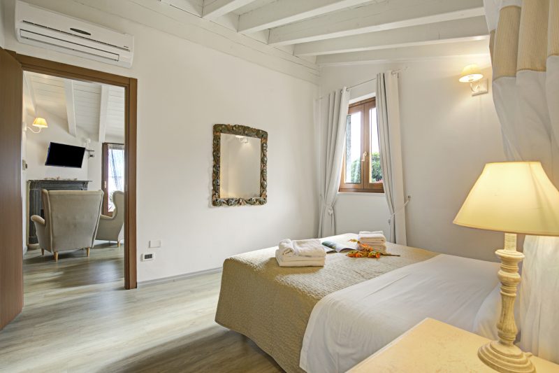 Two Bedroom Apartment With Pool