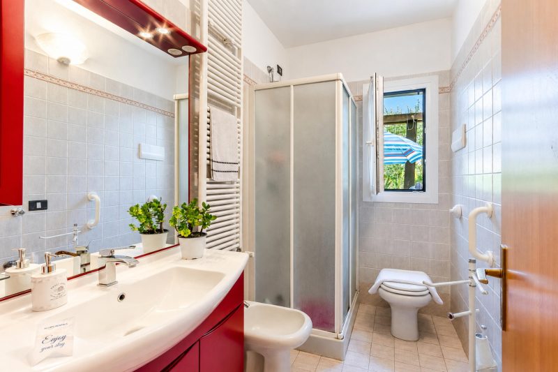 Casa Zini- Apartment with Shared Pool & Garden