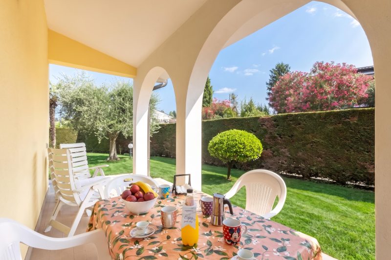 Casa Zini- Apartment with Shared Pool & Garden
