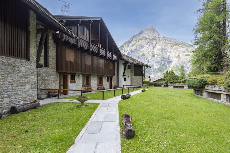 Plan Gorret Wonderful Apartment In Courmayeur
