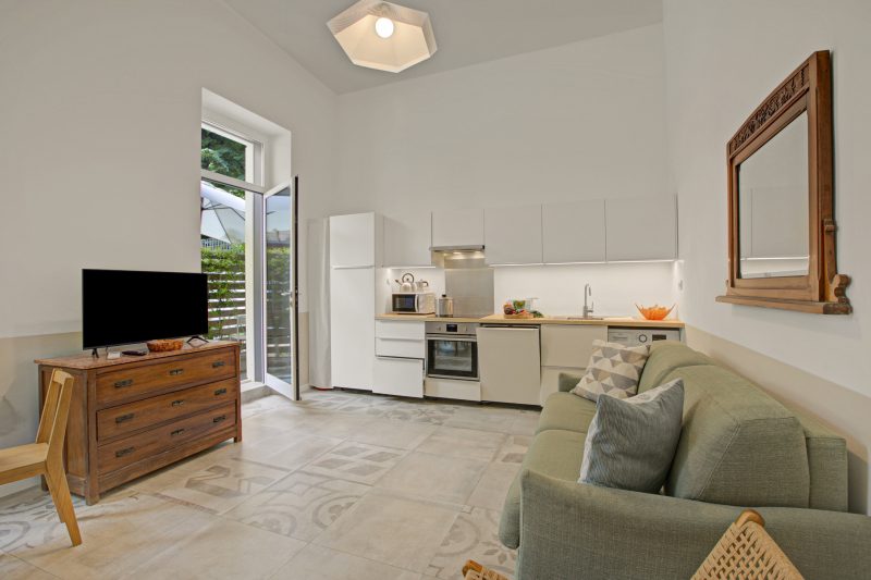 Beach & Relax - Private Parking and Veranda