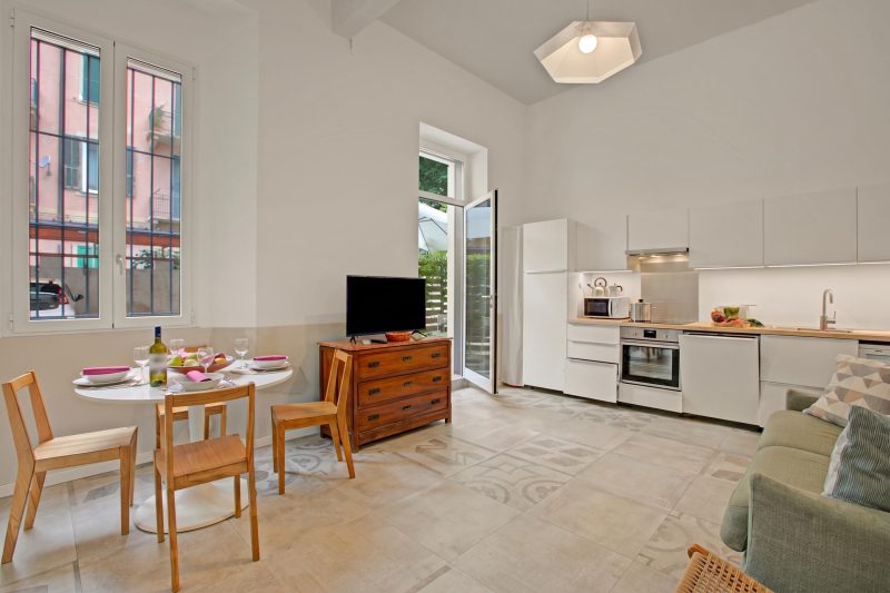 Beach & Relax - Private Parking and Veranda