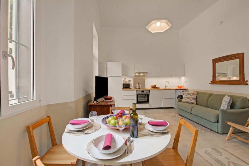 Beach & Relax - Private Parking and Veranda