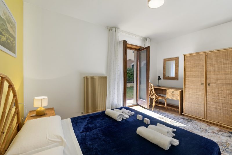Il Giardino di Riva - Garden Apartment near the Lake